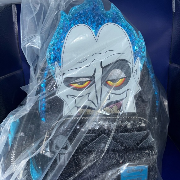 Hades LOUNGEFLY set - Picture 5 of 6